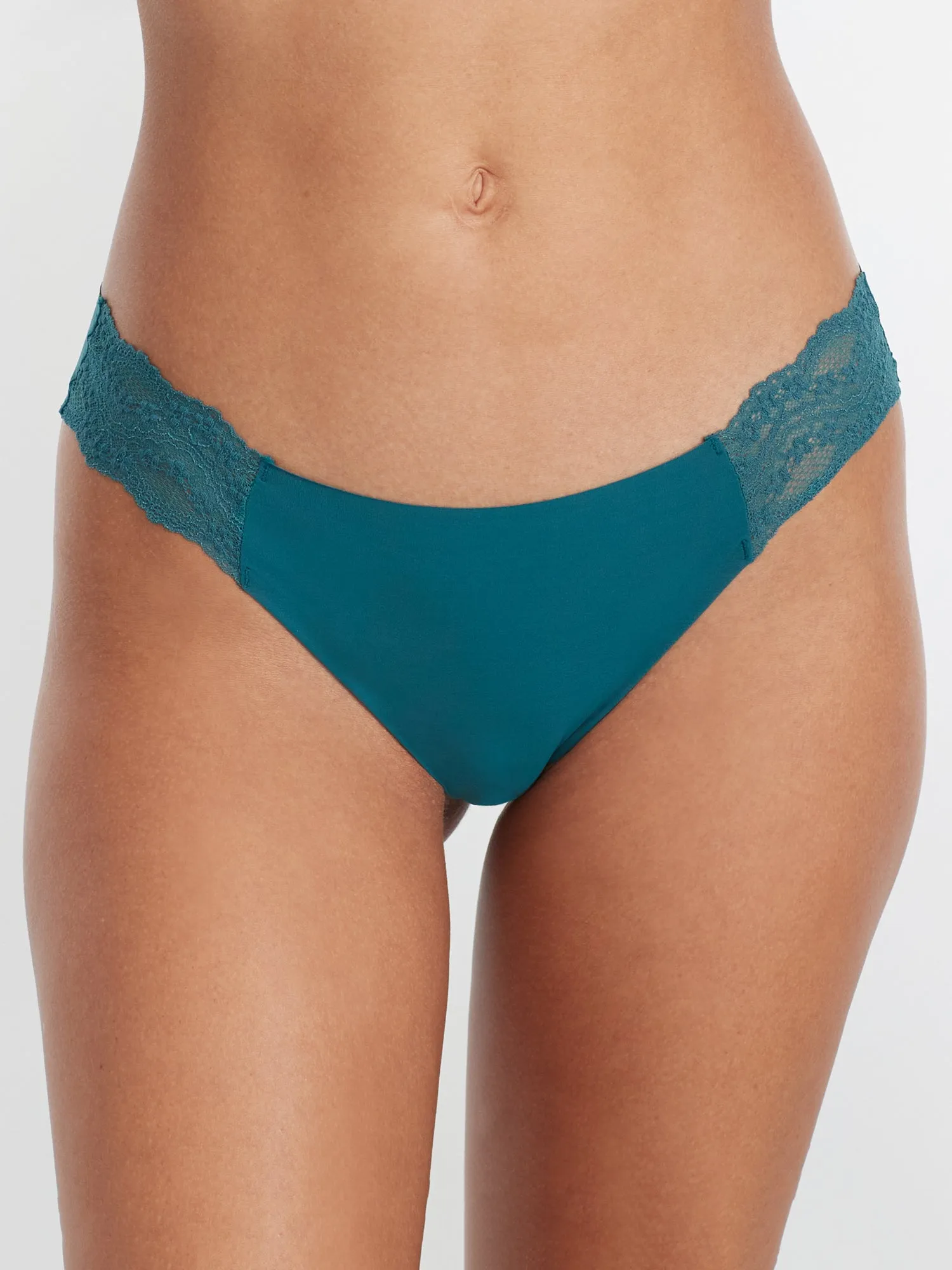 b.tempt'd by Wacoal Women's b.bare Thong