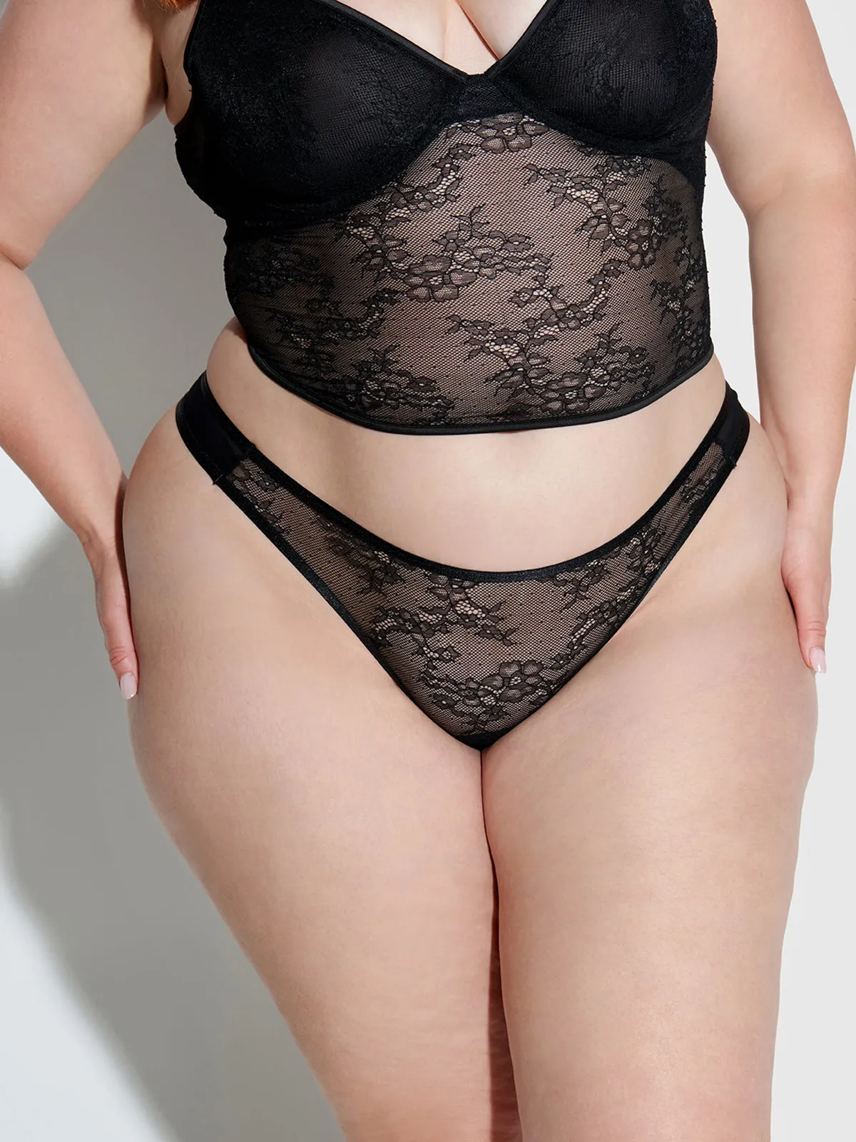 Chiara Classic Lace Thong